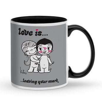 Mug rouge - Love is...