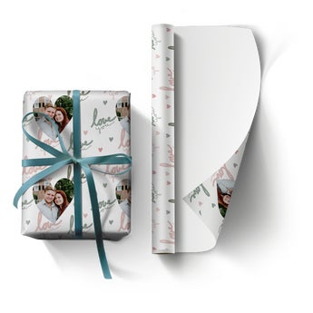 Personalised wrapping paper (M)