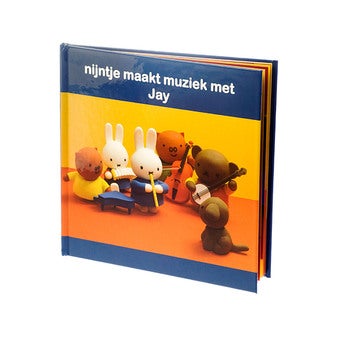 Boek met naam - nijntje maakt muziek - Softcover