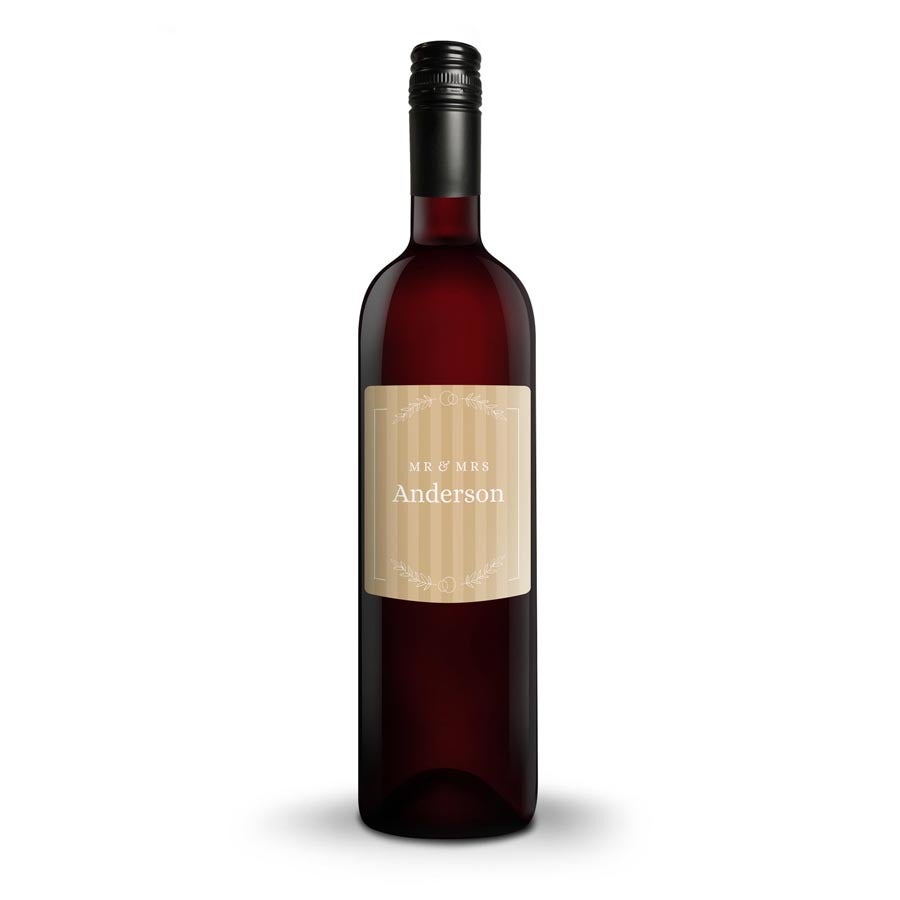 Rødvin med personlig etikette og trækasse - Belvy