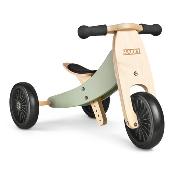 Graverad trehjuling i trä