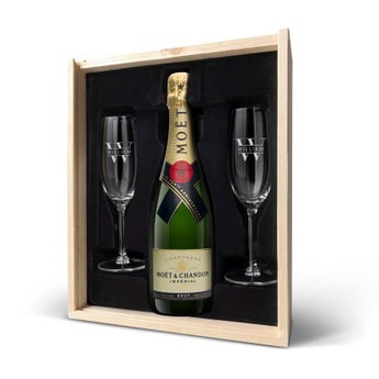 Moet & Chandon champagne gavesæt med 2 graverede glas