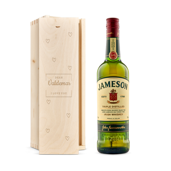 Jameson whisky i personlig trækasse