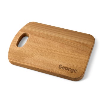 Personalised wooden chopping board