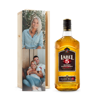 Label 5 whisky in kist personaliseren