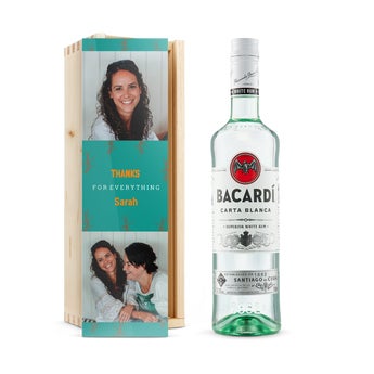 Bílý rum Bacardi v personalizované krabici