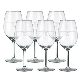 Copas de vino tinto