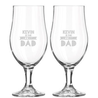 Set of Father's Day beer glasses on feet