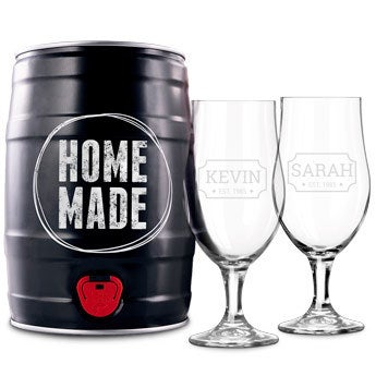 Personalised home beer brewing kit including glasses - Lager