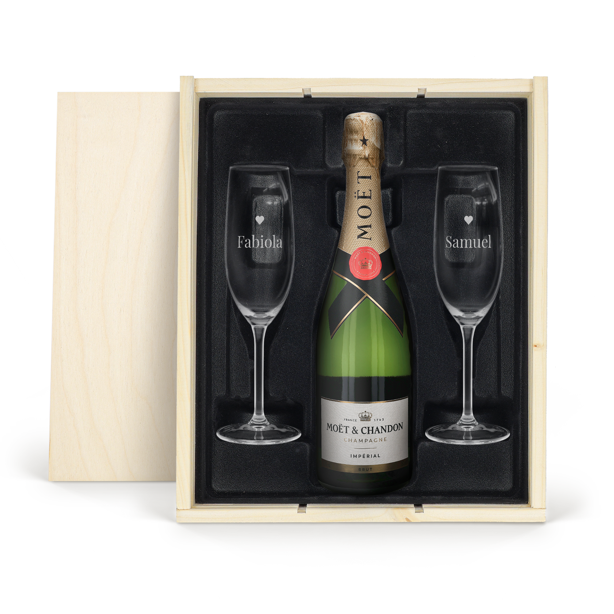  Moët & Chandon Brut Champagner verschenken mit Gläsern mit Gravur