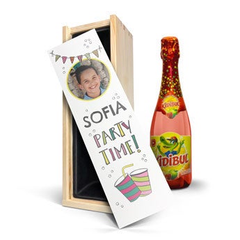 Personalised non-alcoholic children's champagne