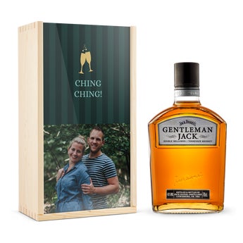 Personalised Whiskey Gift - Jack Daniels Gentleman Jack Bourbon - Wooden Case