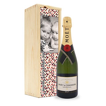 Pezsgő fényképpel