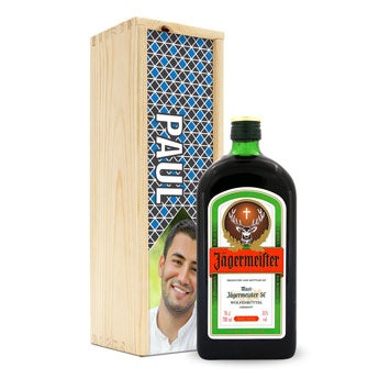 Liquor in personalised case