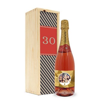 Champagne personnalis&eacute;