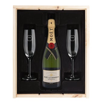 Champagne gift set - Engraved glasses