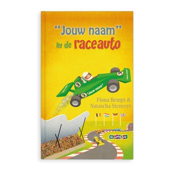 Daan in de raceauto