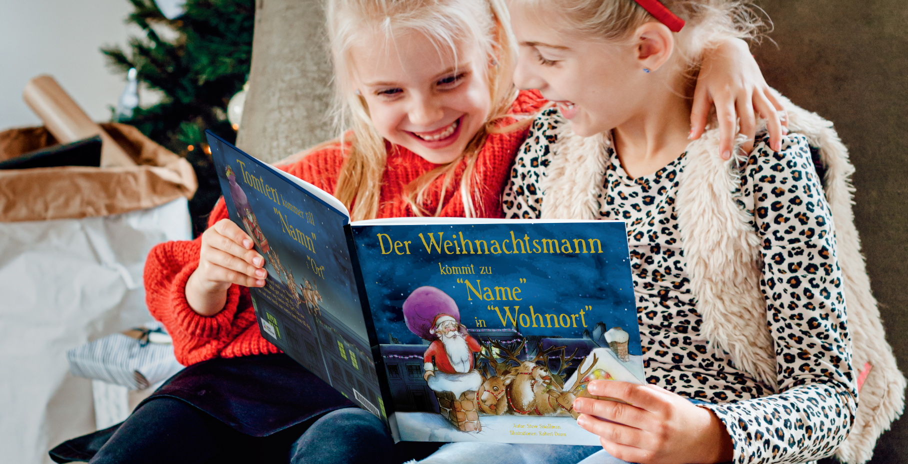 Mädchen liest personalisiertes Kinderbuch mit eigenem Foto auf dem Cover auf dem Boden im Kinderzimmer. Perfekt zum Kinderbücher personalisieren.