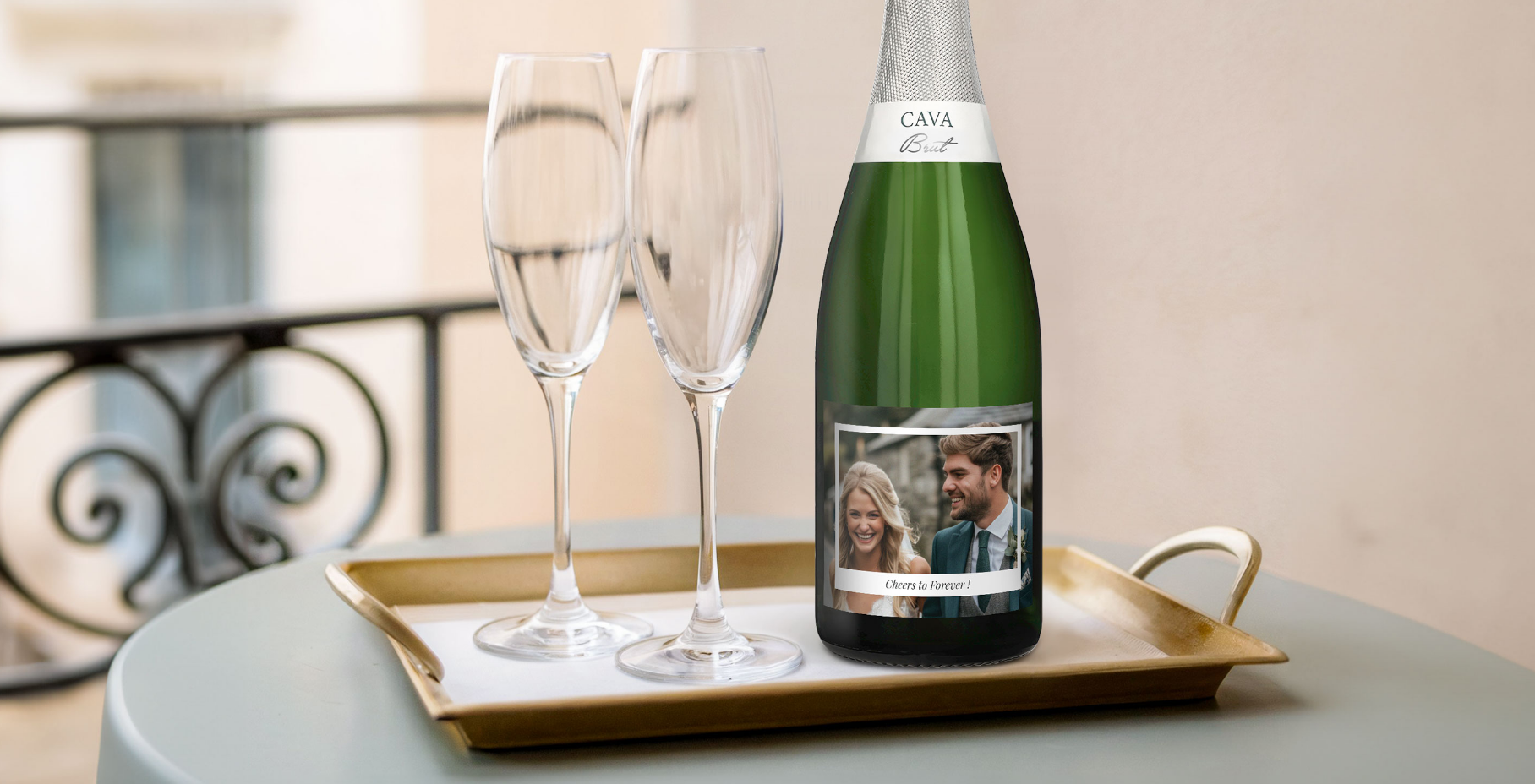 Gepersonaliseerd champagne cadeau Cava Brut, met foto en tekst "I love you" op het etiket, ideaal voor romantische gelegenheden.