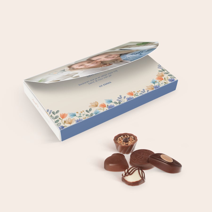 Lindt pralines Classic Gepersonaliseerde doos Lindt chocolade met foto en tekst “Bedankt dat je er altijd voor mij bent. Ik hou van je! XX EMMA”, voor een chocolademoment naar een blijvende herinnering.