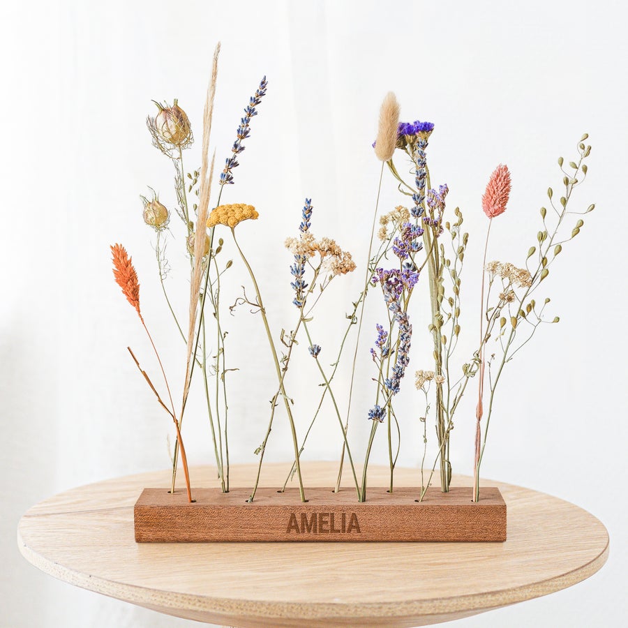 Flores secas con soporte de madera personalizado
