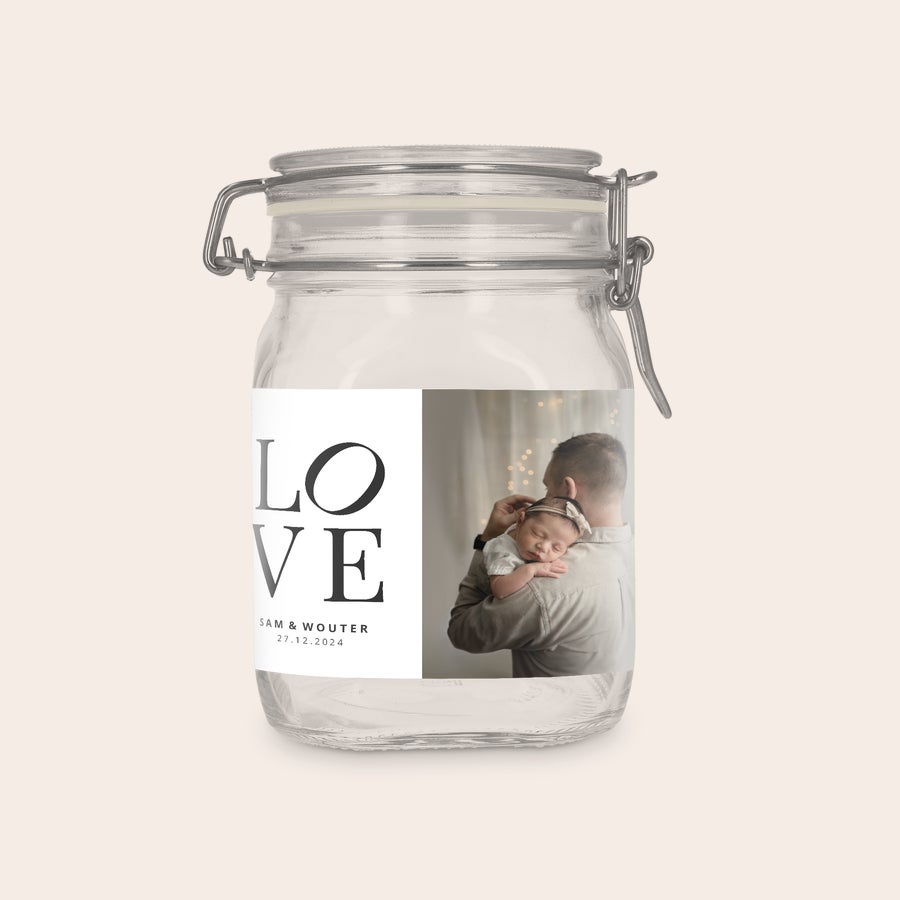 Glass jar with lid - personalised Personalised glass jar with lid, 1 liter, printed with a photo of a father holding a baby and "LOVE SAM & WOUTER 27.12.2024" text
