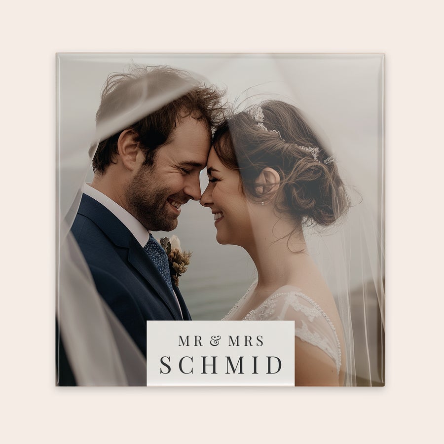 Kachel - Keramik Quadratische Kachel mit Foto eines Brautpaares und aufgedrucktem Text Mr & Mrs Schmid für ein persönliches Geschenk