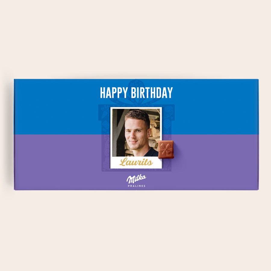 Milka Pralines Fødselsdag Personlig Milka chokolade gaveæske med billede, teksten "Happy Birthday" og navn "Laurits" printet på. Ønsk tillykke.