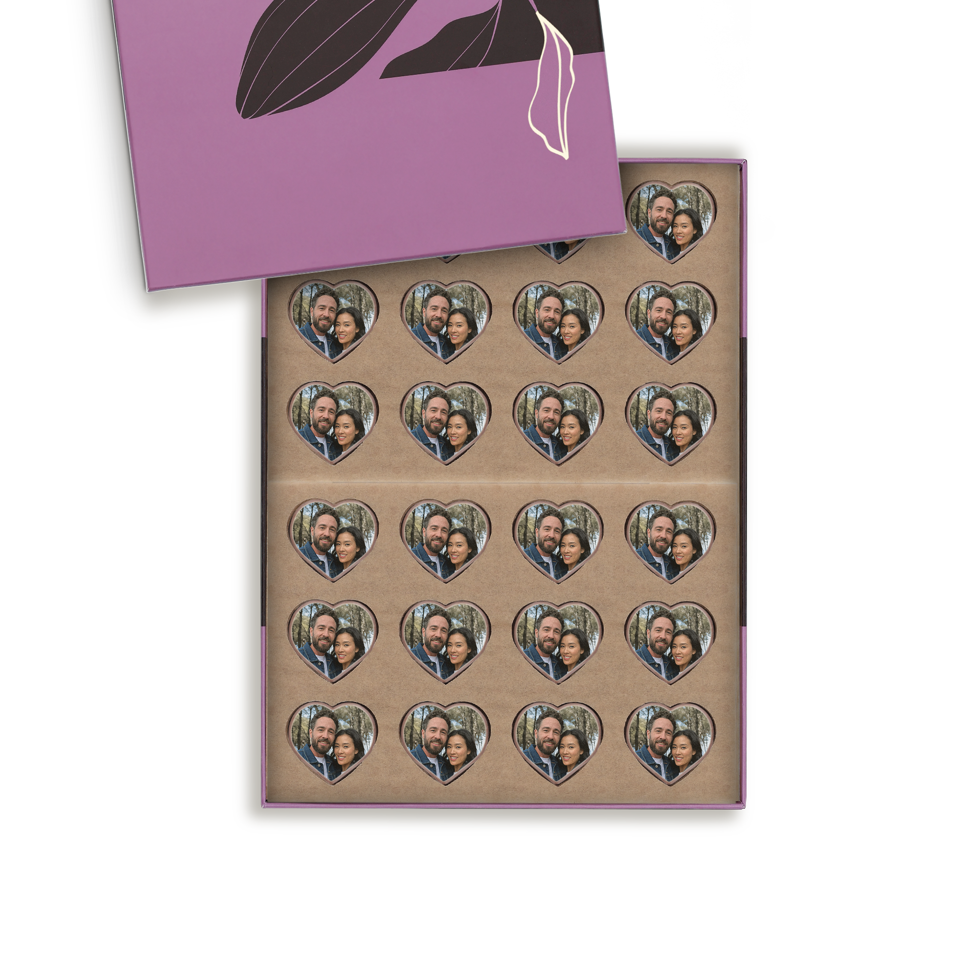 Personaliserede chokolader - 24 stk. med par billede printet i hjerteformer, i en lilla æske.
