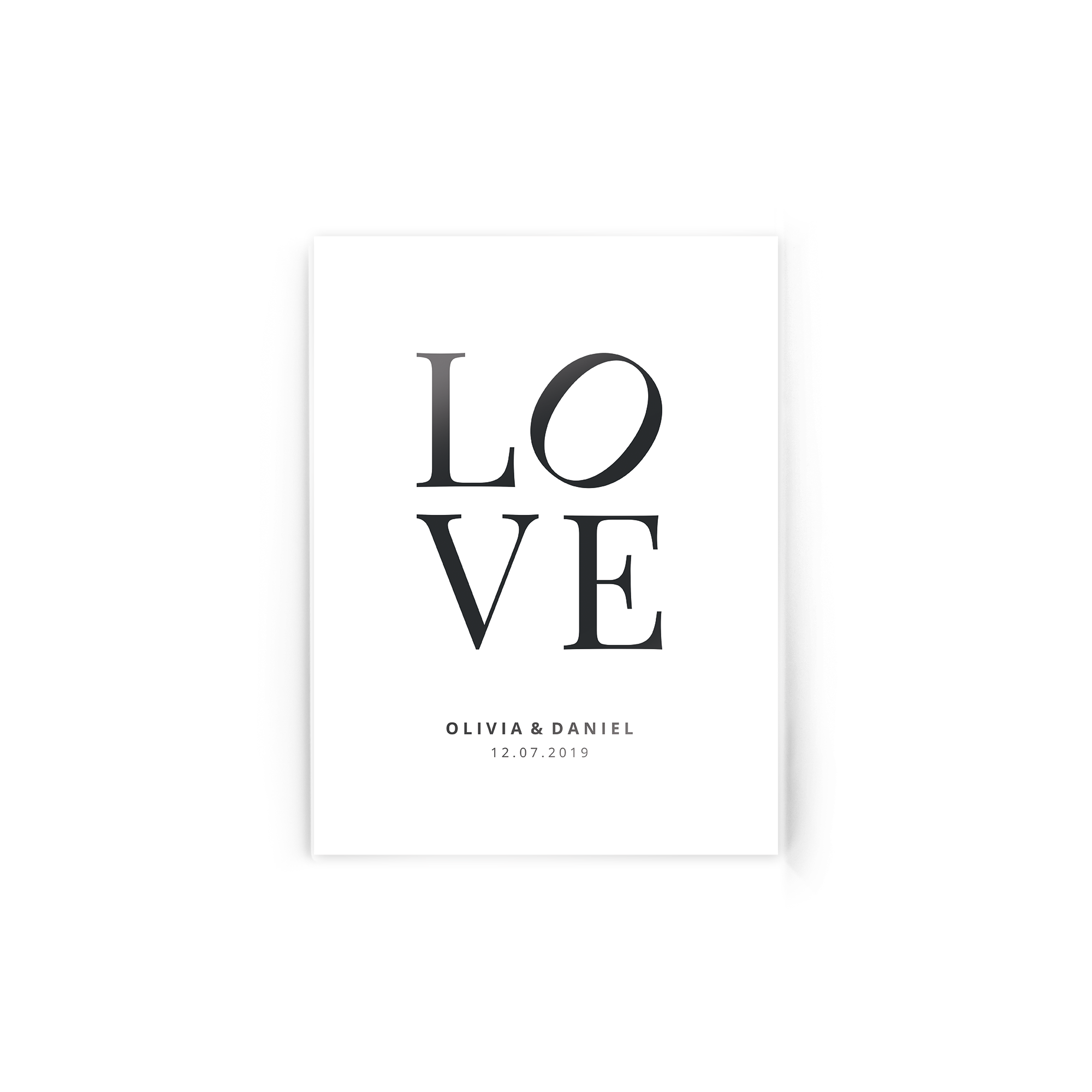 Fotografie acrilică personalizată cu textul LOVE mare, nume Olivia & Daniel și data 12.07.2019, imprimată direct pe placă.