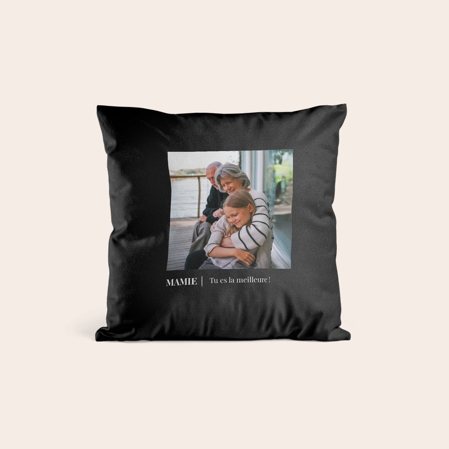 Coussin personnalisé photo Housse de coussin noire imprimée avec photo de mamie et sa petite-fille, texte personnalisable.