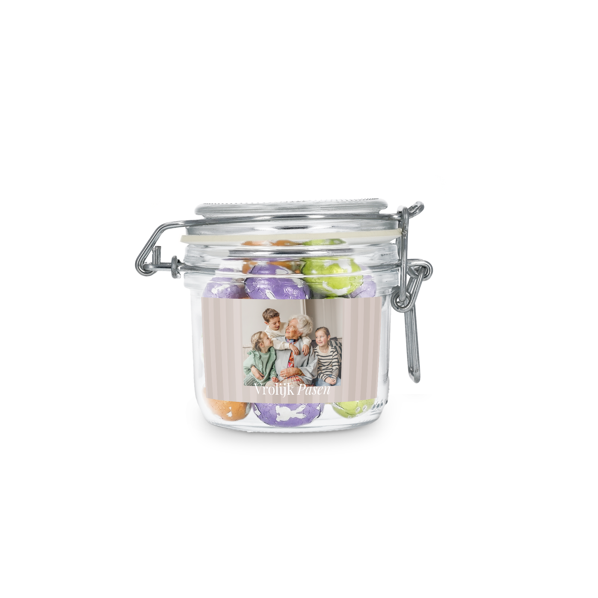 Chocolade paaseitjes in gepersonaliseerde pot
