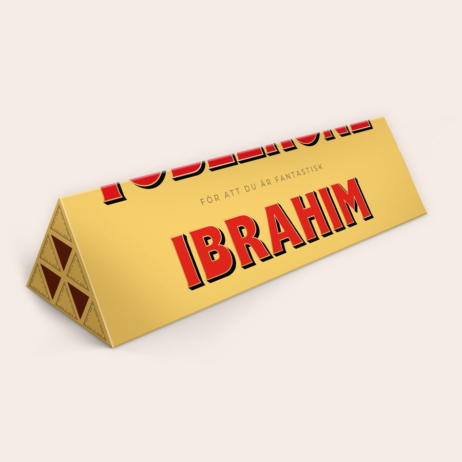 Toblerone med namn Personlig Toblerone-kaka - 1800 gram med namn Ibrahim och texten