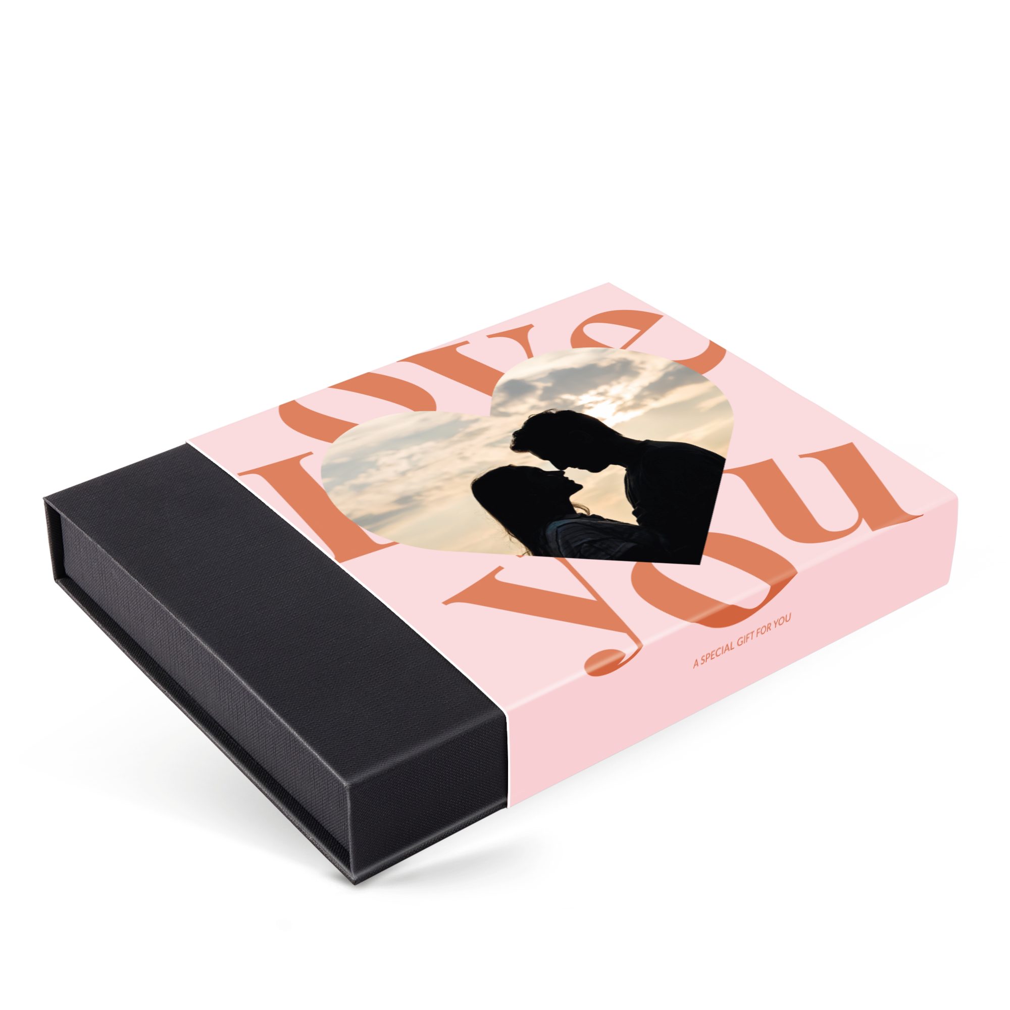 Coffret de chocolats personnalisé rose avec une photo d'un couple en forme de cœur, idéal pour la Saint Valentin