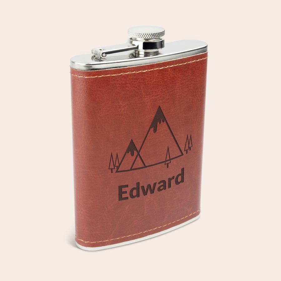Petaca personalizada - Cuero Petaca personalizada - Cuero