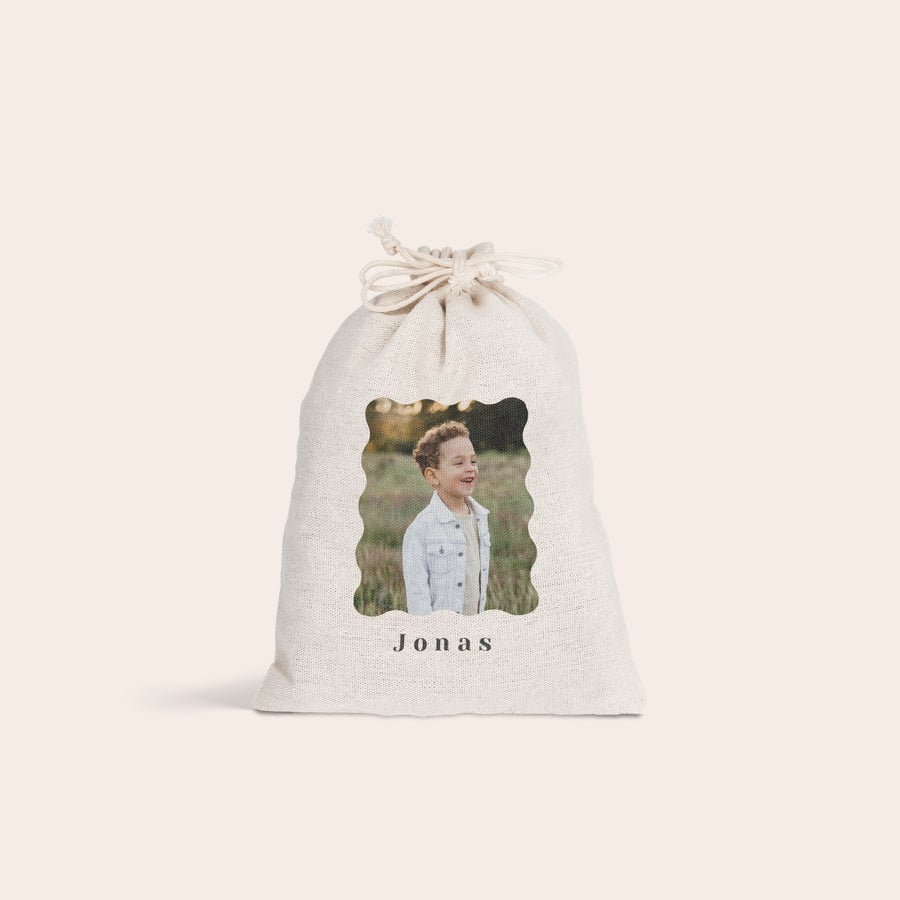Gavepose med løpesnor - Påske Personlig snorpose i bomull, trykt med et bilde av et smilende barn og navnet Jonas.