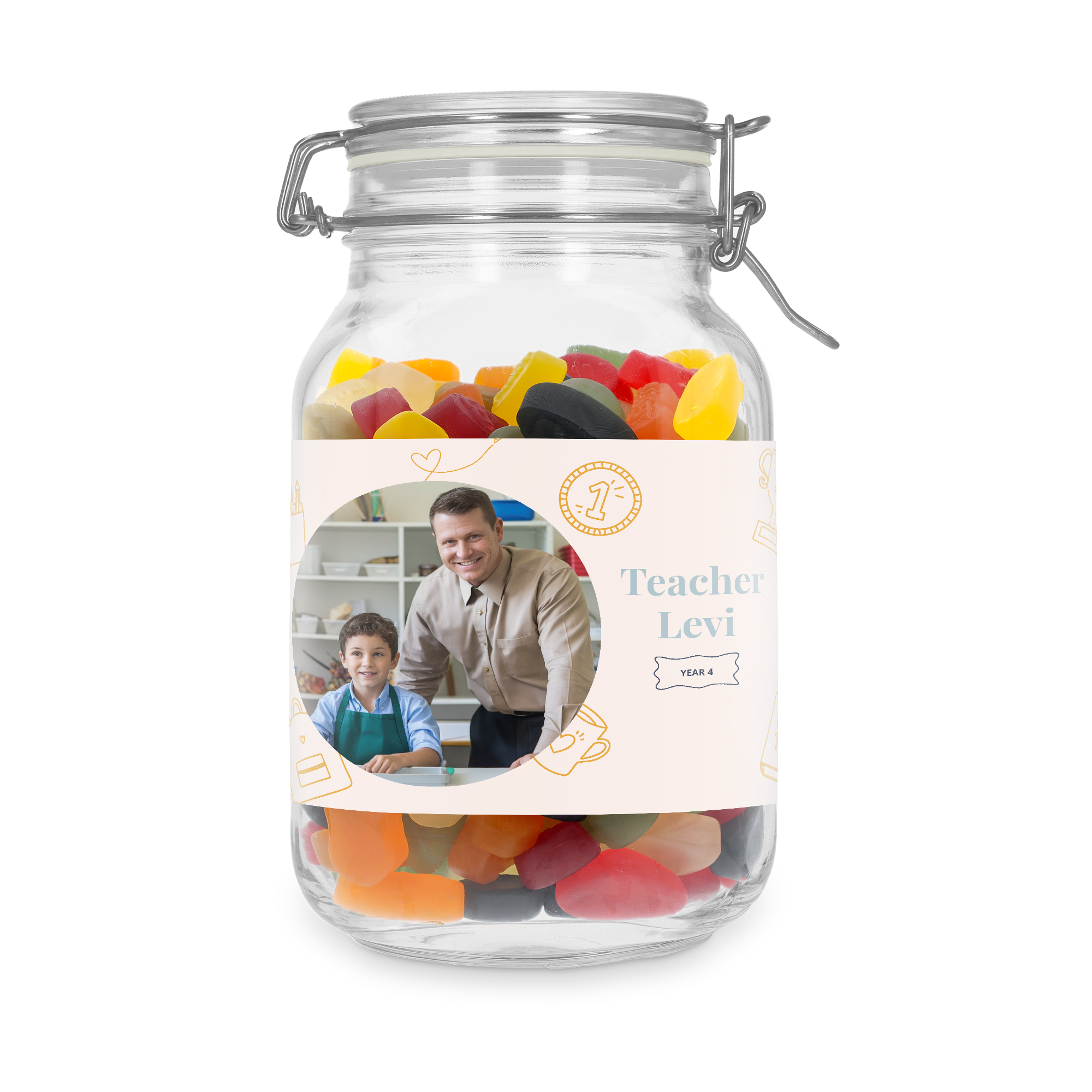 Barattolo di caramelle personalizzato con Winegums, foto stampata di due persone e testo Teacher Levi Year 4