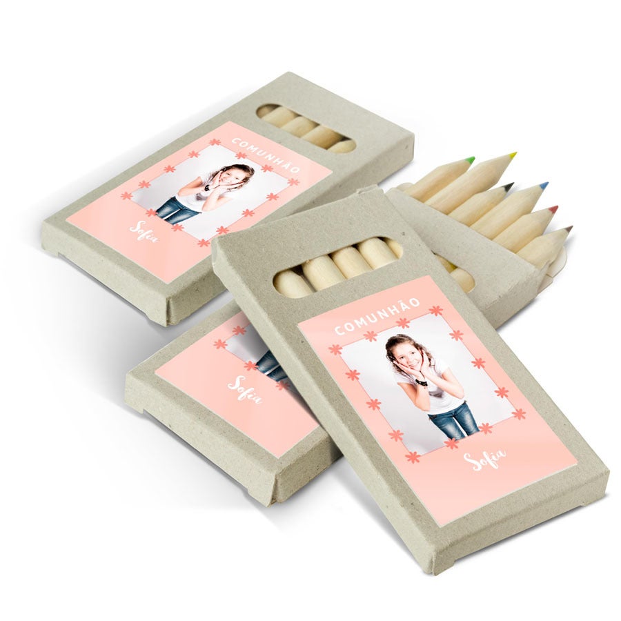 Lápis de cor personalizados em caixa de papelão com foto impressa e nome Sofia para Comemoração