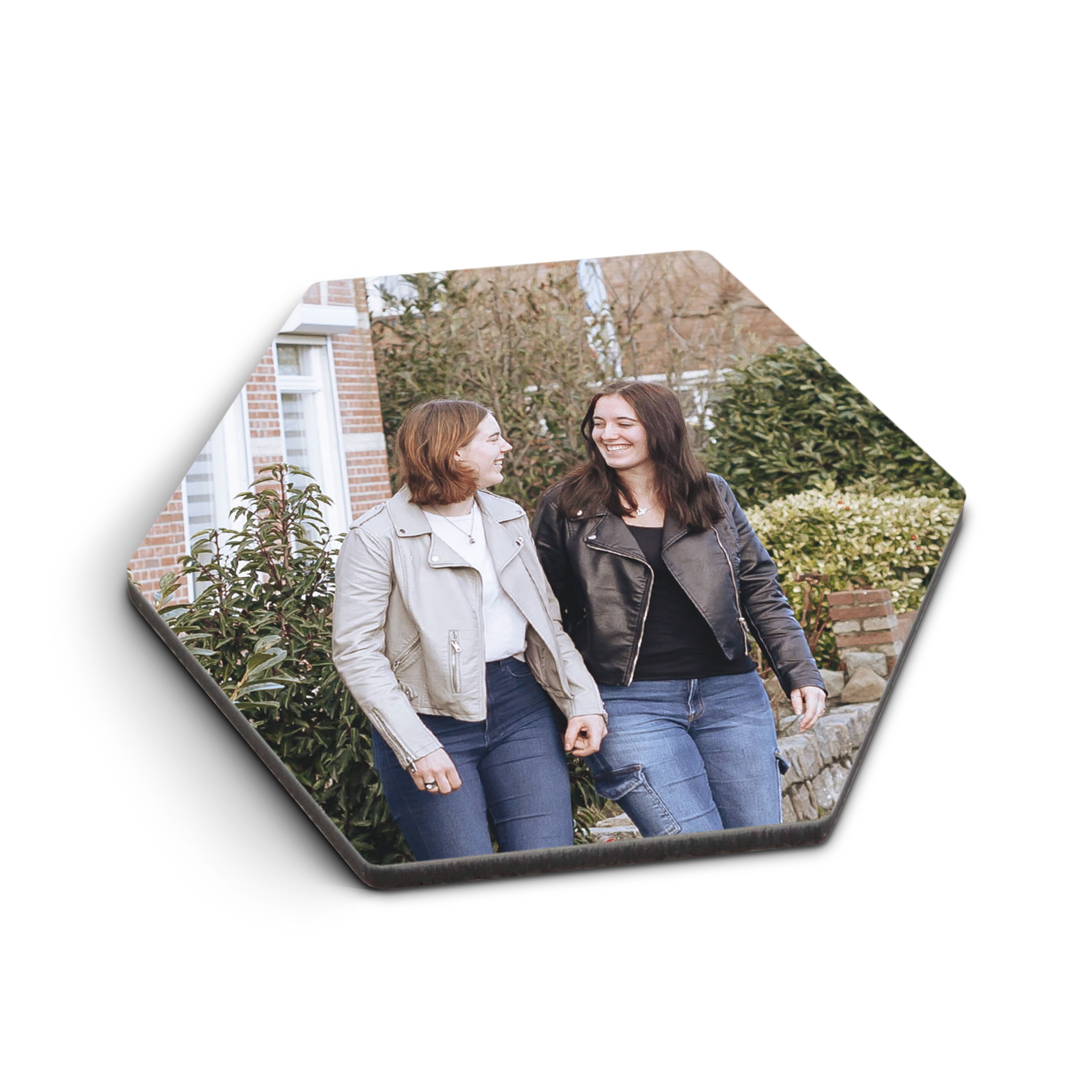 Porta-copos hexagonal personalizado com foto impressa de duas mulheres sorrindo