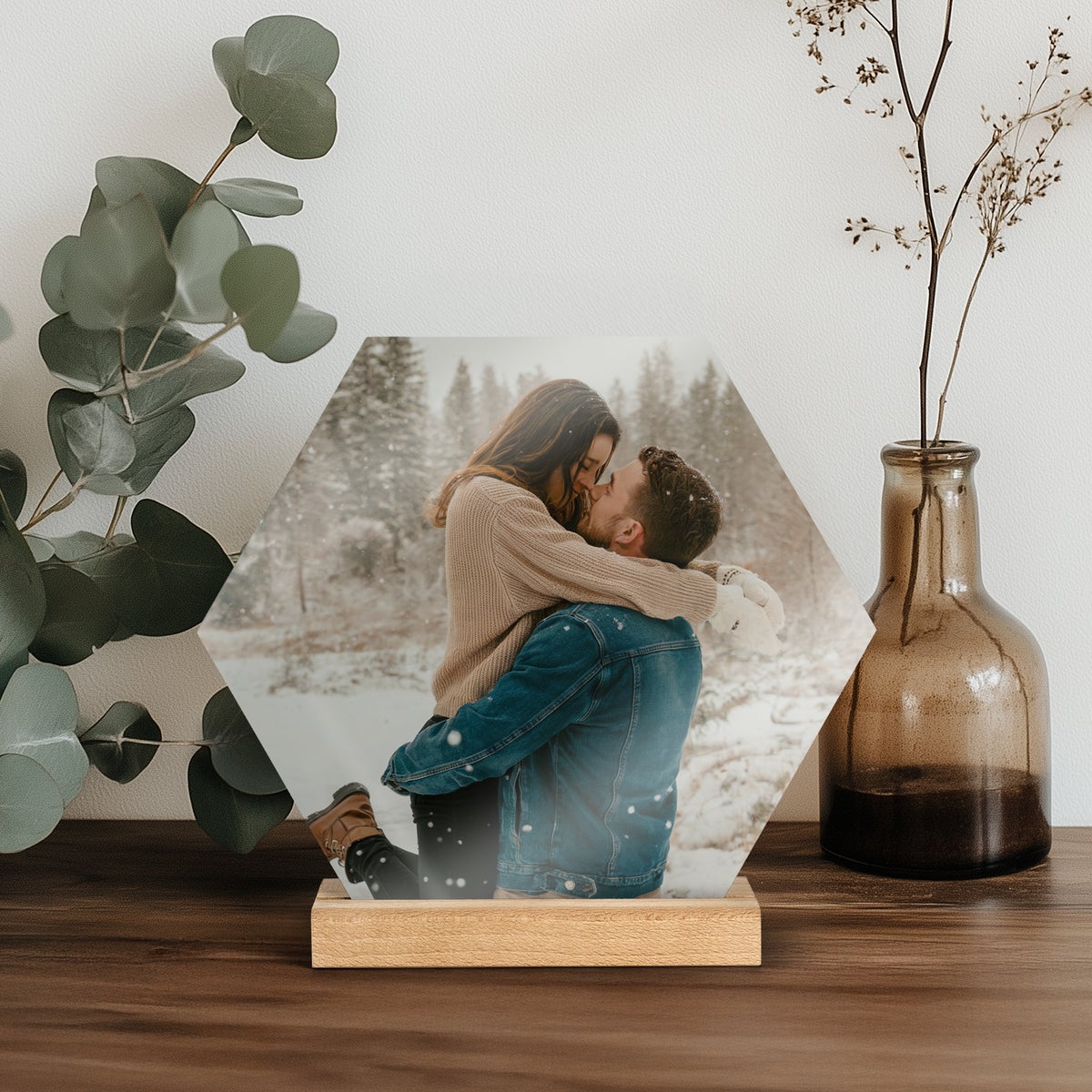 Painettu puinen valokuvalaatta jalustalla - Kuusikulmainen