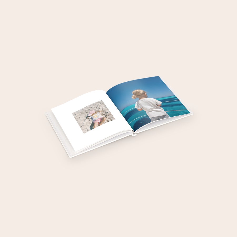 Personaliziran foto album - 14,5 x 14,5 cm - Trda vezava - Praznični Personaliziran foto album - 14,5 x 14,5 cm - Trda vezava - Praznični