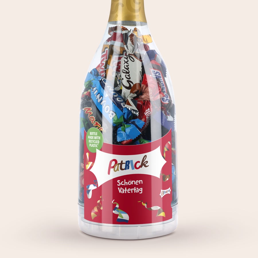 Personalisierte Celebrations Eine Celebrations Flasche mit personalisiertem Etikett für den Vatertag, bedruckt mit dem Namen "Patrick".