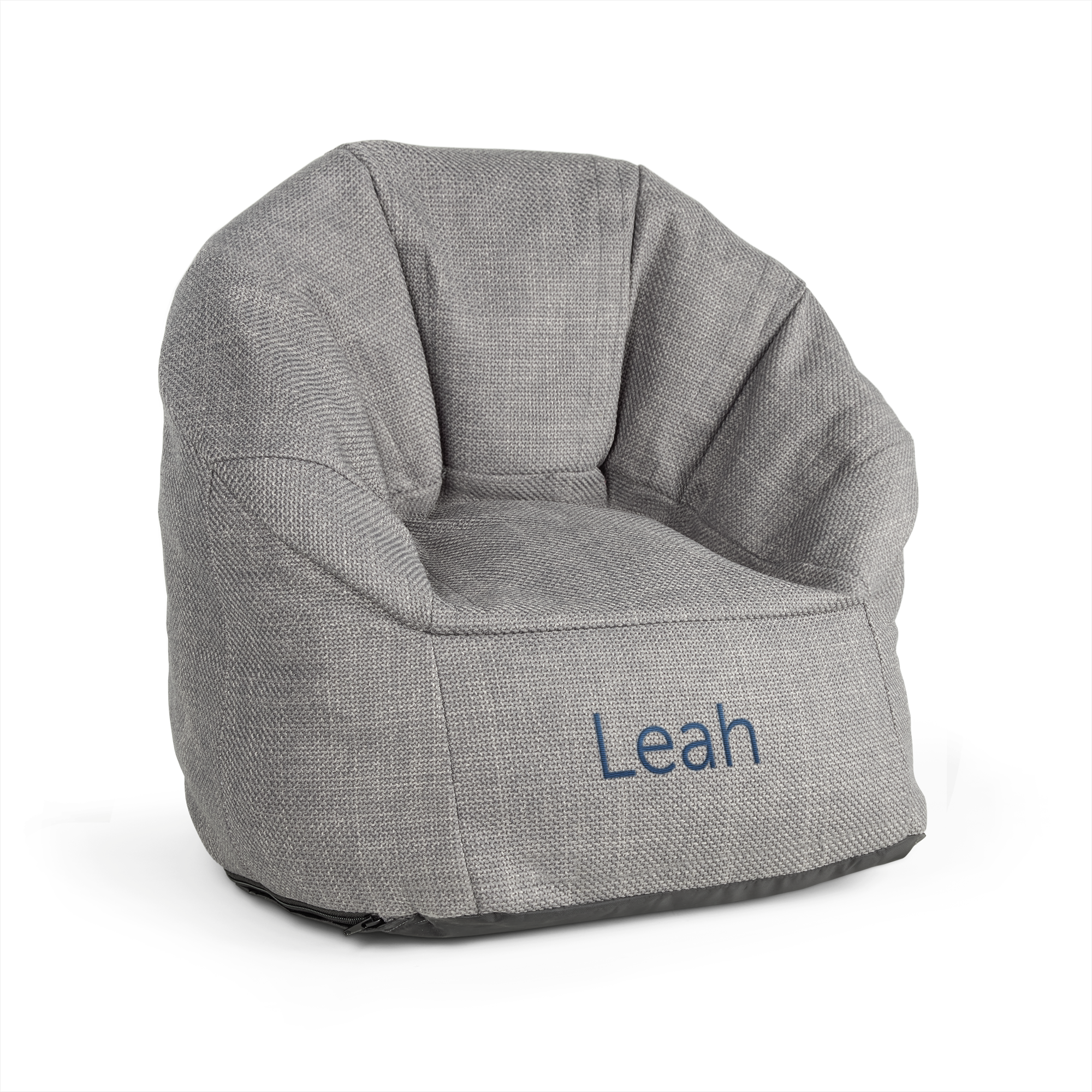 Personalizowany fotelik dziecięcy w szarym kolorze z haftowanym imieniem Leah.