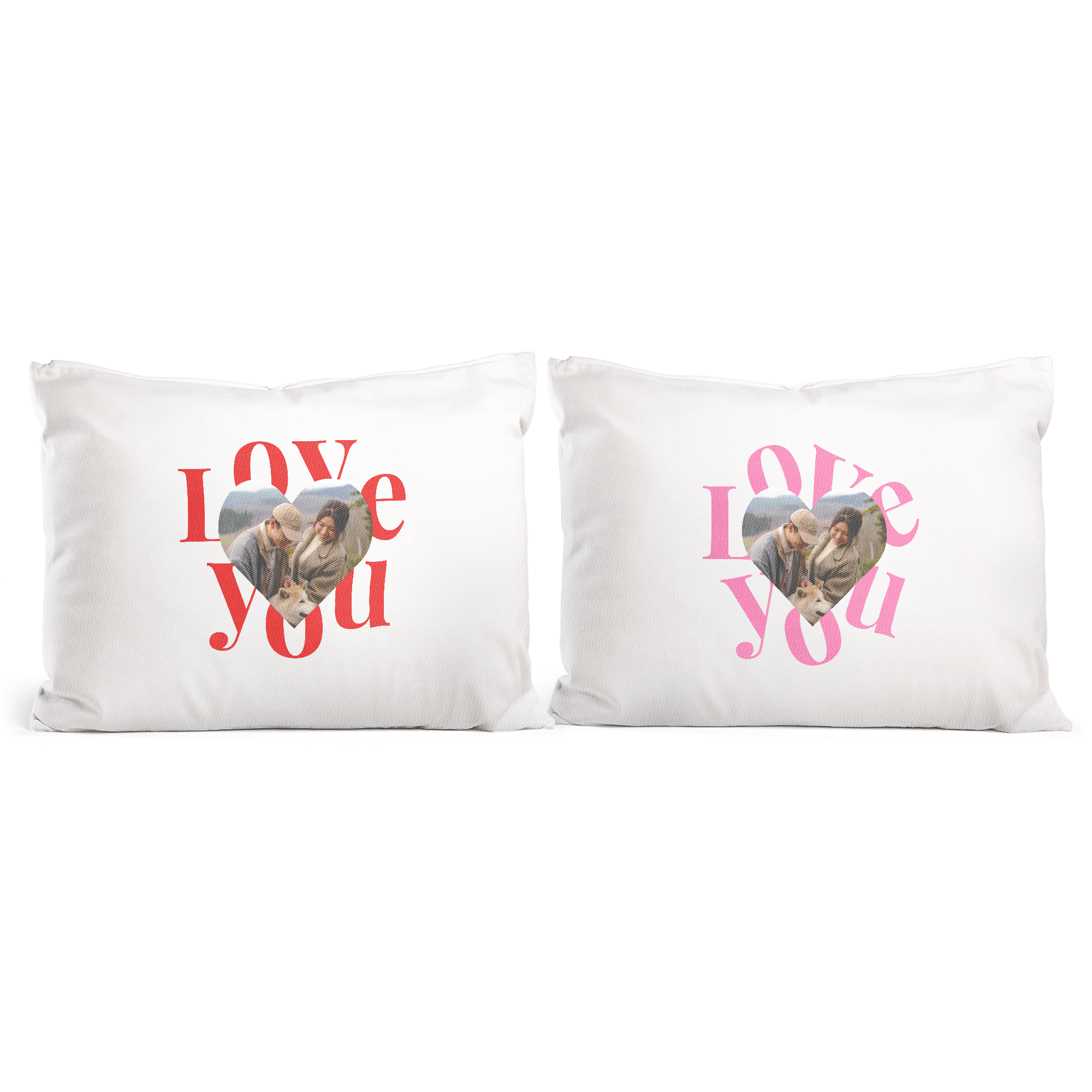 Ein Paar personalisierte Kissen für Paare mit Love you Aufdruck und eigenem Foto.