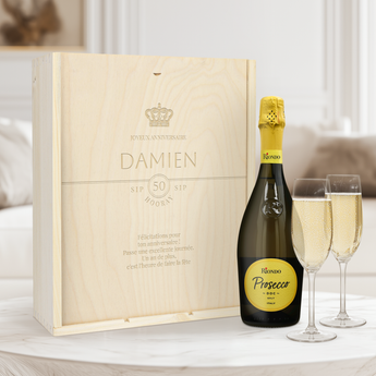 Coffret bouteille Riondo Prosecco Spumante 750ml et 2 flûtes - Couvercle gravé