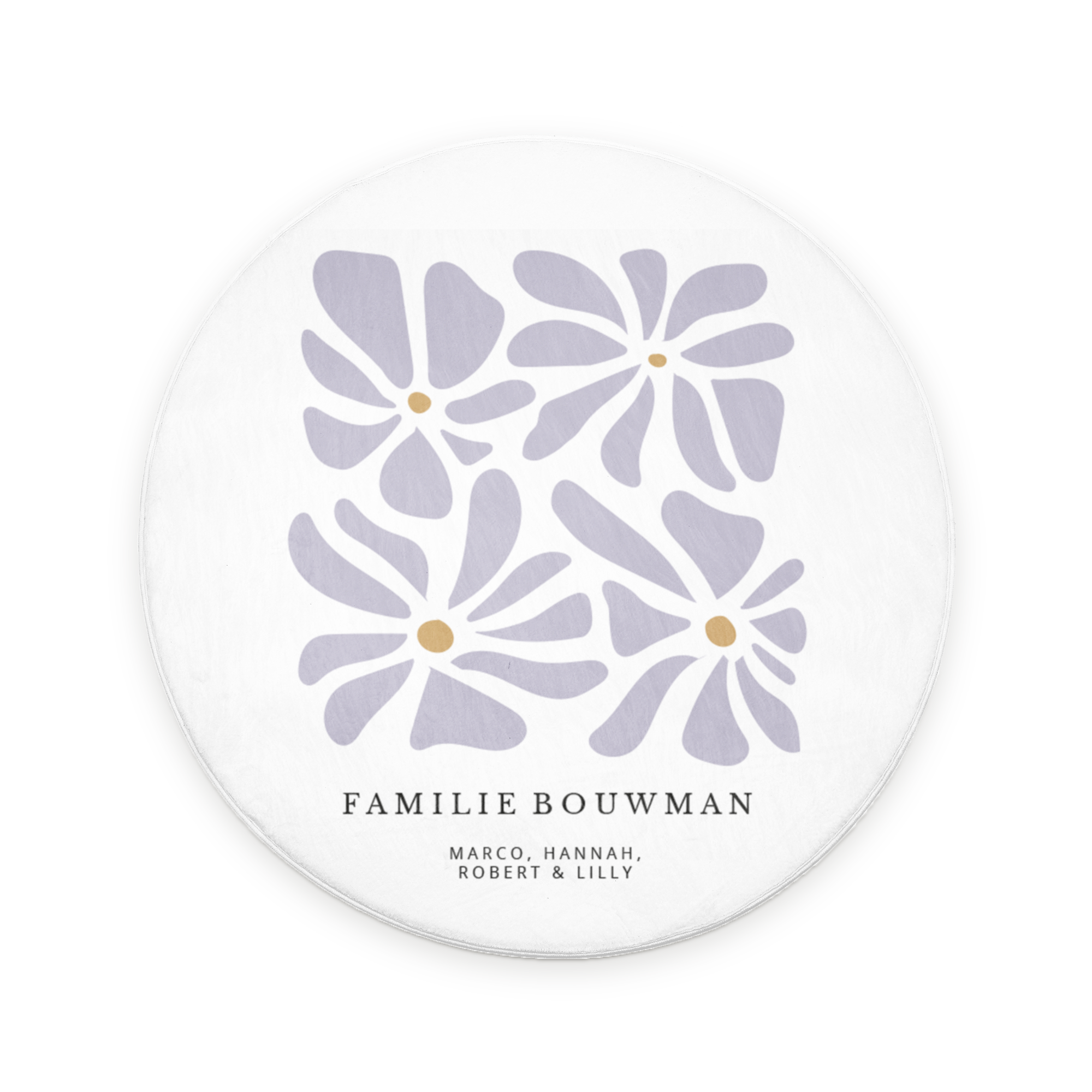 Ronde, witte badmat met bloemen en de geprinte namen Familie Bouwman en Marco, Hannah, Robert & Lilly, wat elke badkamer tot een persoonlijke oase maakt.