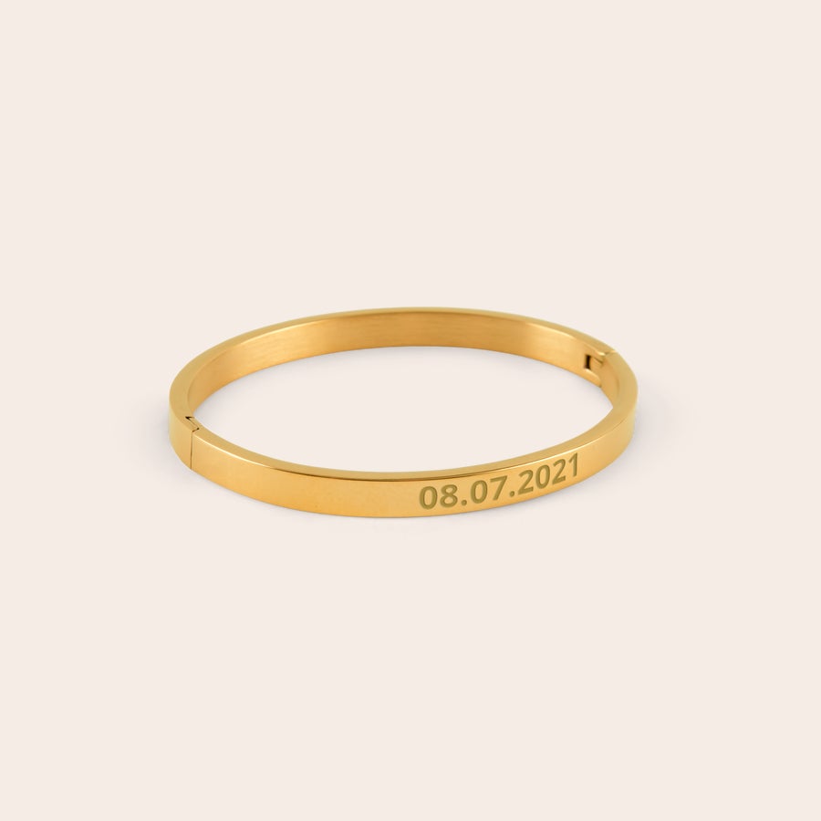 Jonc personnalisé Jonc doré gravé avec une date pour offrir à une femme spéciale