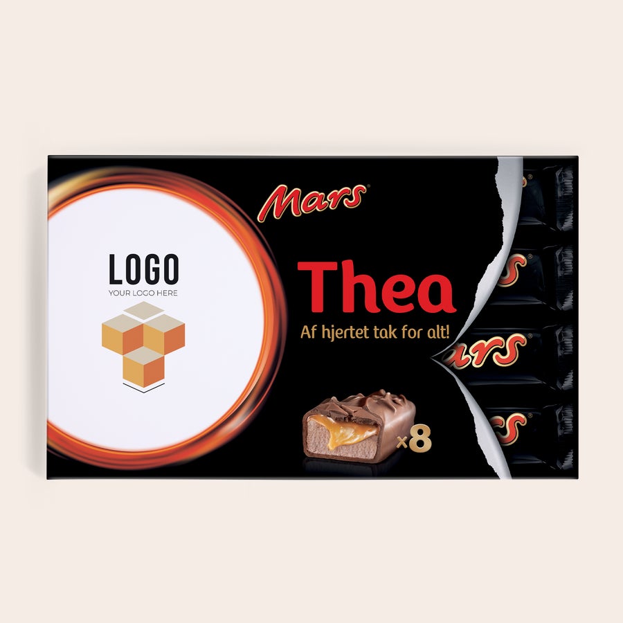 Mars chokoladegave med navn og billede Mars chokolader i gaveæske med navn og billede, printet med teksten "Thea Af hjertet tak for alt!" og et personligt foto