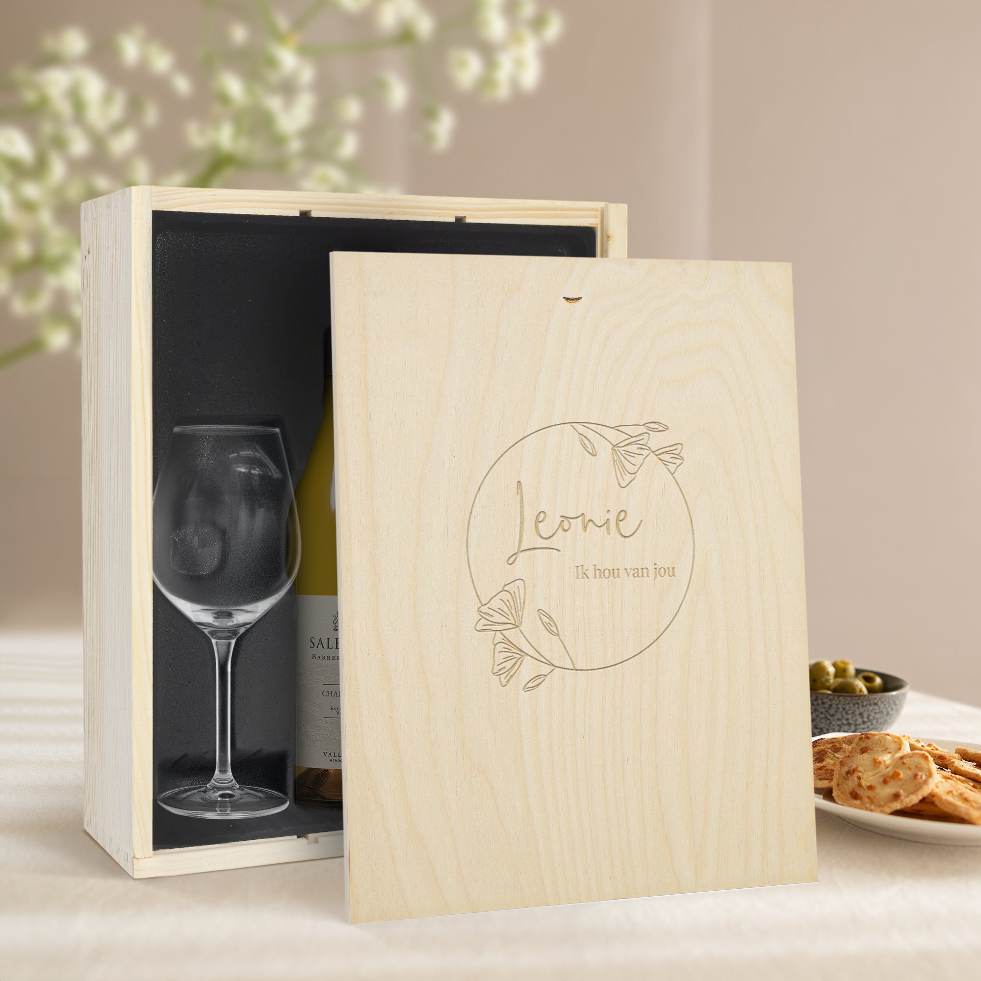 Wijnpakket met glas Salentein Chardonnay (Gegraveerde deksel)