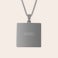 Collar con colgante cuadrado Collar con colgante cuadrado